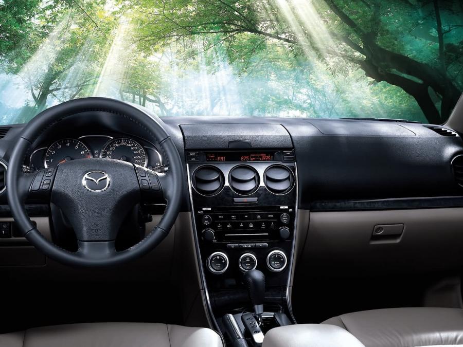  Mazda FAW 6 2005 года  (CN) (фото 2 из 11)
